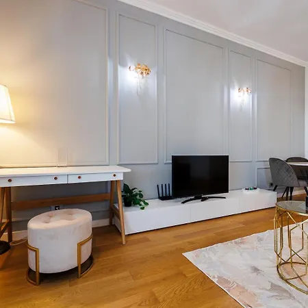 Aviatiei Sky Retreat Apartament