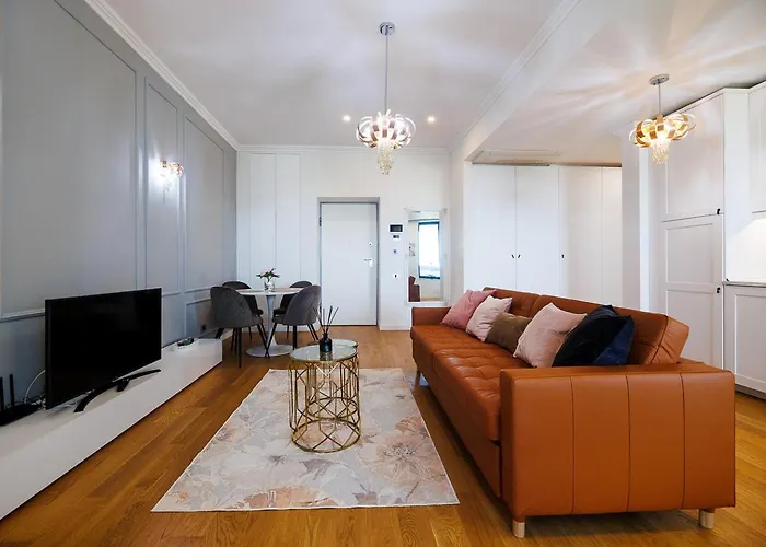 Aviatiei Sky Retreat *